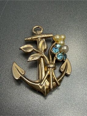 Vintage Coro Anchor Brooch #66sb